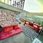 Grandpas House 招待所 Gjirokastër