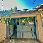 Pensión Grandpas House