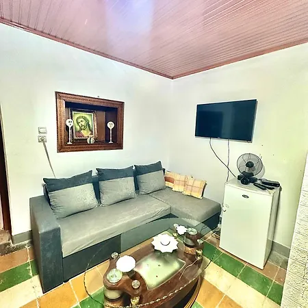 Grandpas House Gjirokastër