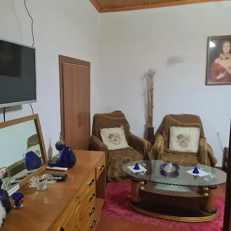 Grandpas House Gjirokastër