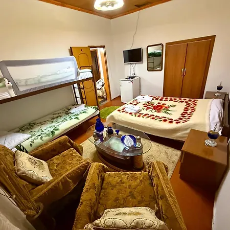 Konukevi Grandpas House *