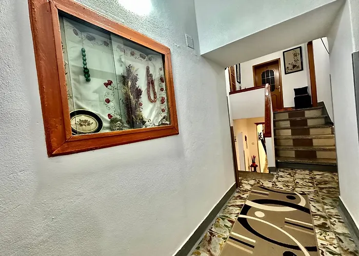 Grandpas House Gjirokastra
