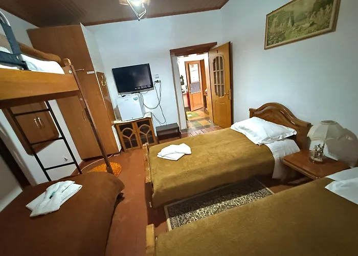 Grandpas House * Gjirokastra